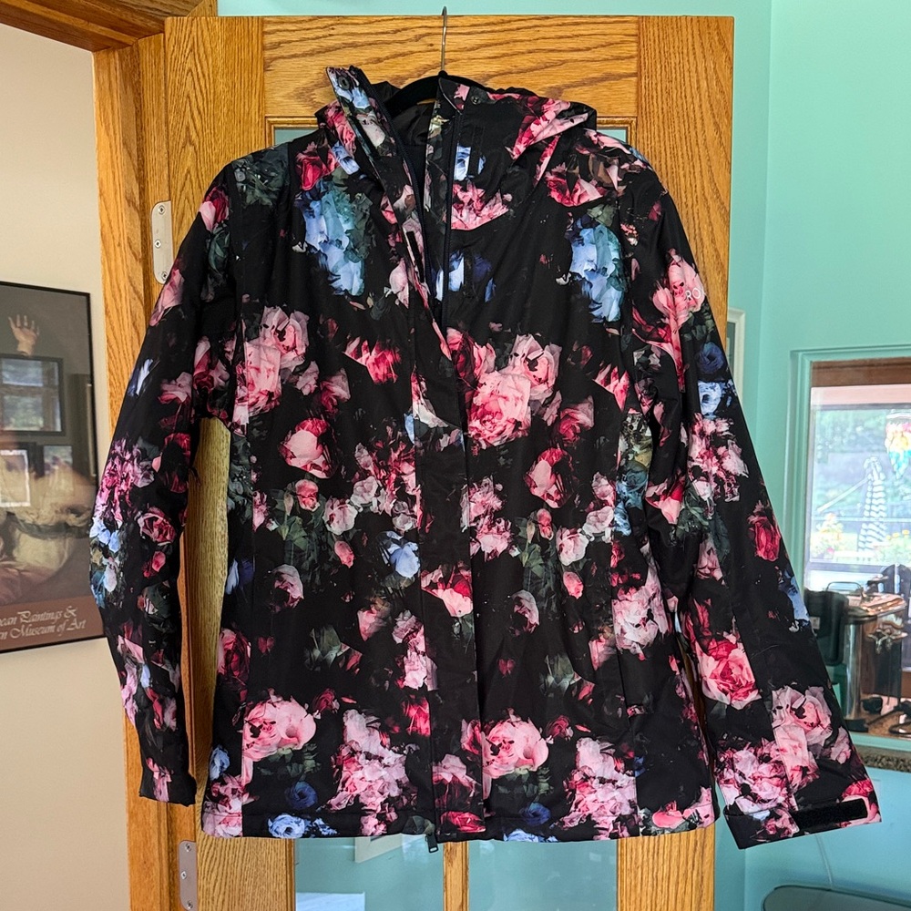 Roxy Floral Ski Jacket - Black and Pink roses XL NWOT